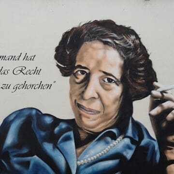 https://commons.wikimedia.org/wiki/File:Hannah-arendt4_hg.jpg
