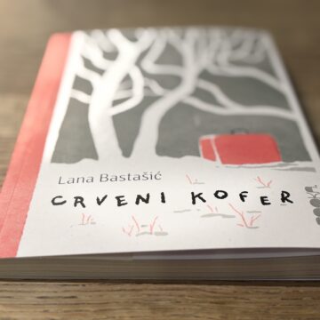 Nomadizam, rezidencijalna književnost i antifašizam: „Crveni kofer“ Lane Bastašić