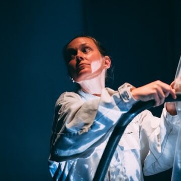 Entropija u Bitef teatru: Šta znači stvarati u društvu urušenih vrednosti i nevidljive kulture