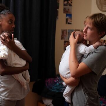 Filmovi „Ostrvo Amrum“ Fatiha Akina i „Mlade majke“ braće Darden na Beograd Film Festivalu